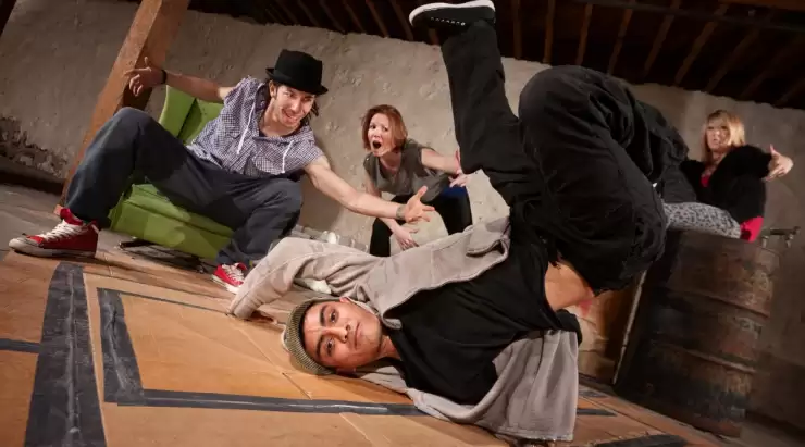 How to do a backspin in breakdancing