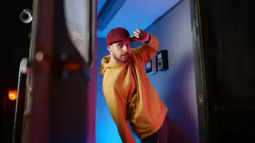 Unlocking The 2000s Breakdance Move