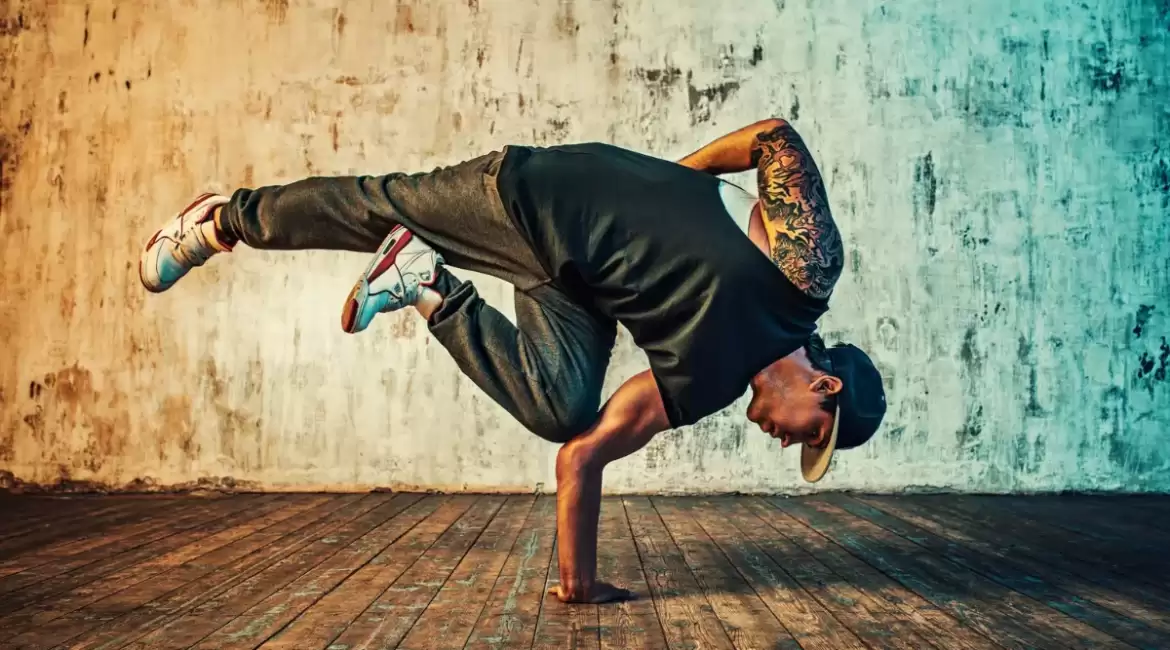 Breakdancing Freeze Tips: Mastering the Art of Stillness in Motion