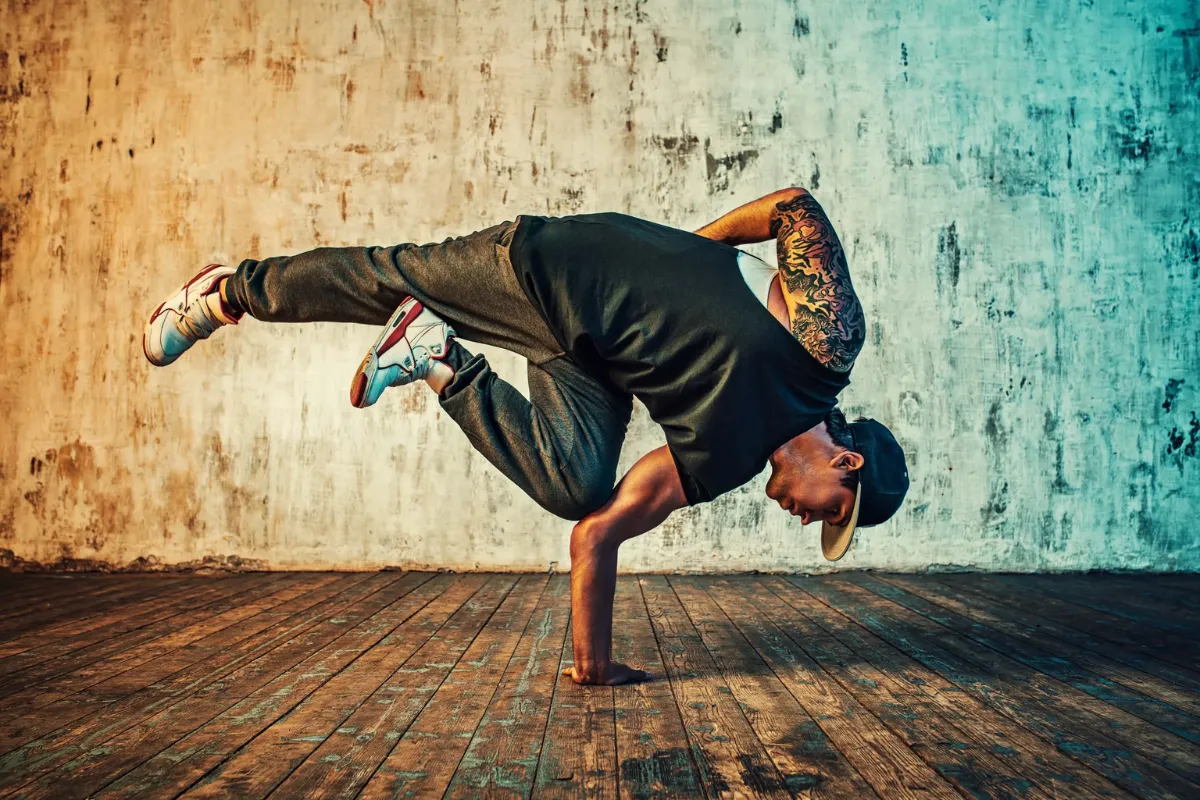 Breakdancing Freeze Tips: Mastering the Art of Stillness in Motion