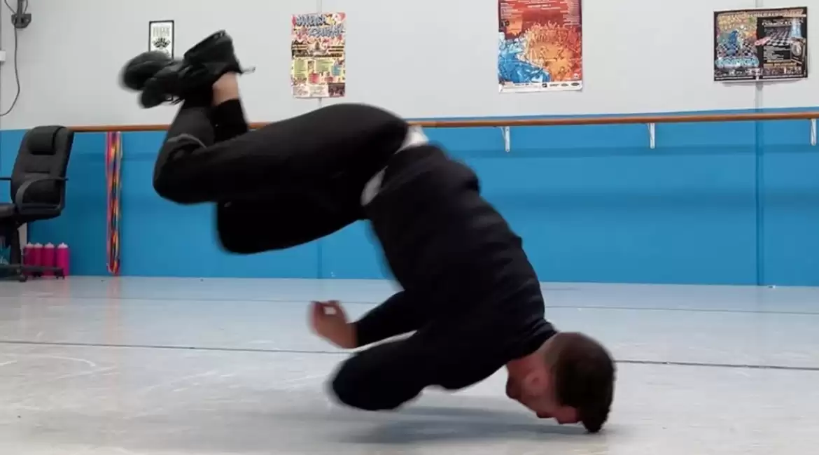 How To Do Baby Windmills