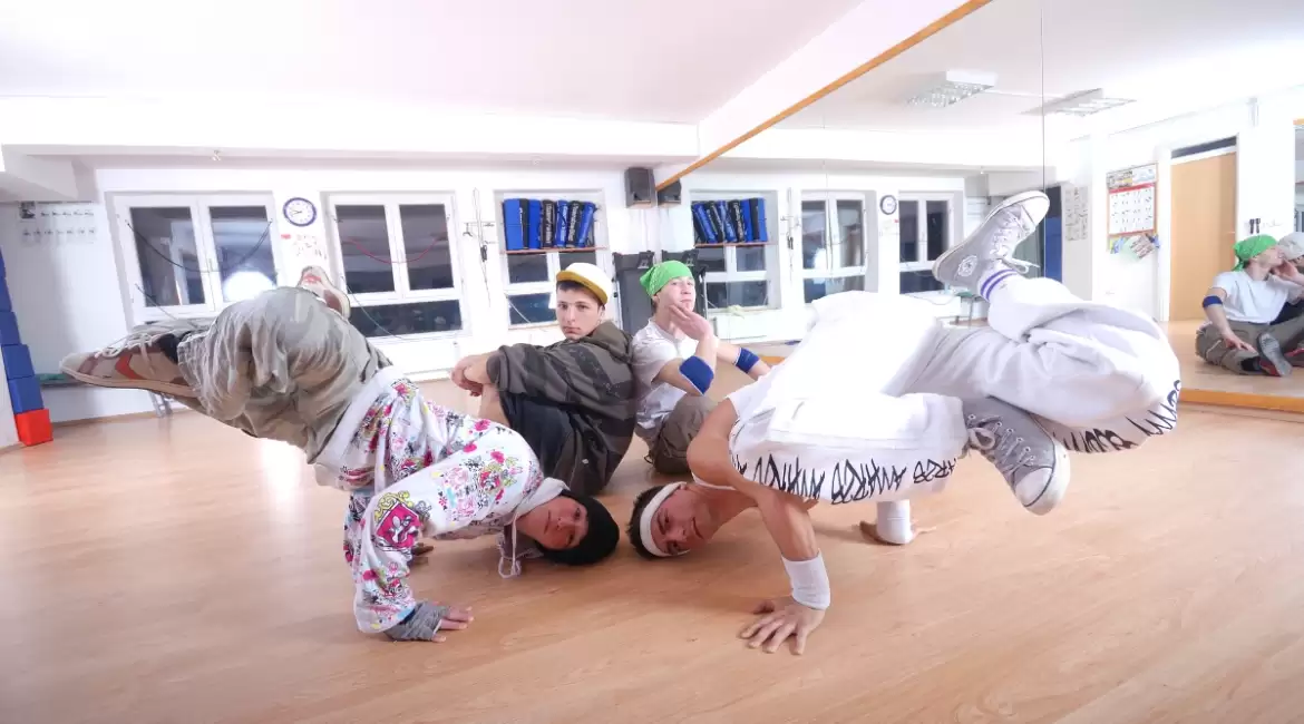 Power moves in breakdance (Part 1)